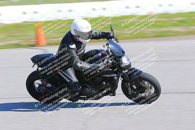 media/Jan-20-2023-Fastrack Riders (Fri) [[f2ad32aba3]]/Level 1/session 3 turn 9/